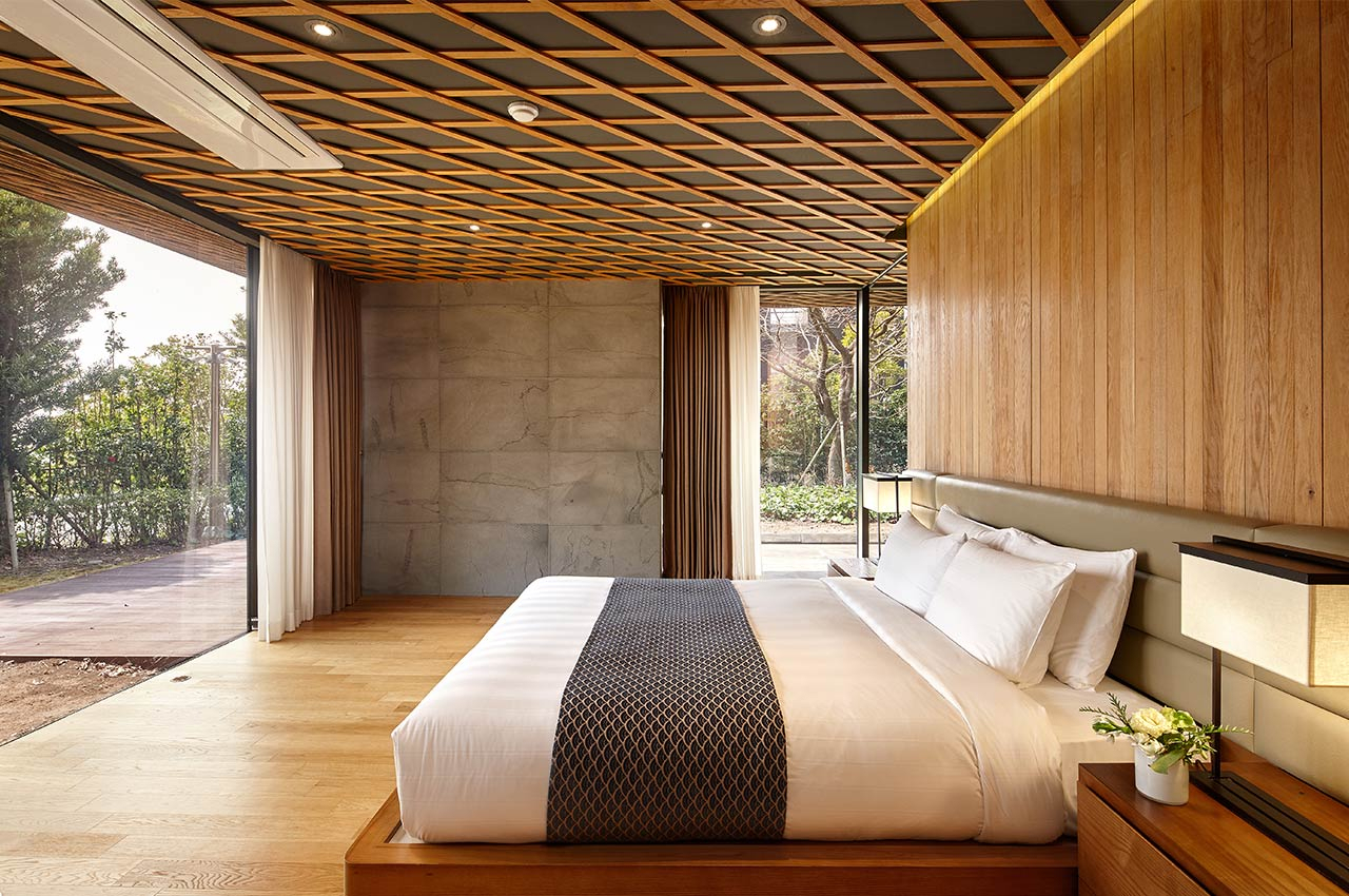 Jeju Art Villas Block D Kengo Kuma 63 pyeong - A two-story room suitable for accommodating up to 4 guests, offering a view of the Jungmun Sea.